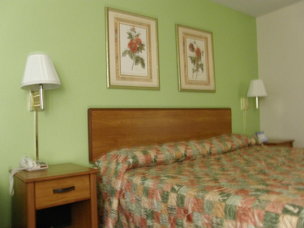 Quality Inn Stockbridge Atlanta South Room photo